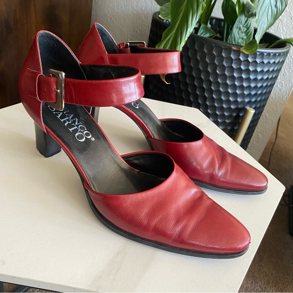 Franco Sarto Y2K red leather pointy toe Mary Jane heels academia holiday 9.5